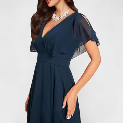 Olivia - Flowing V-Neck Maxi Dress