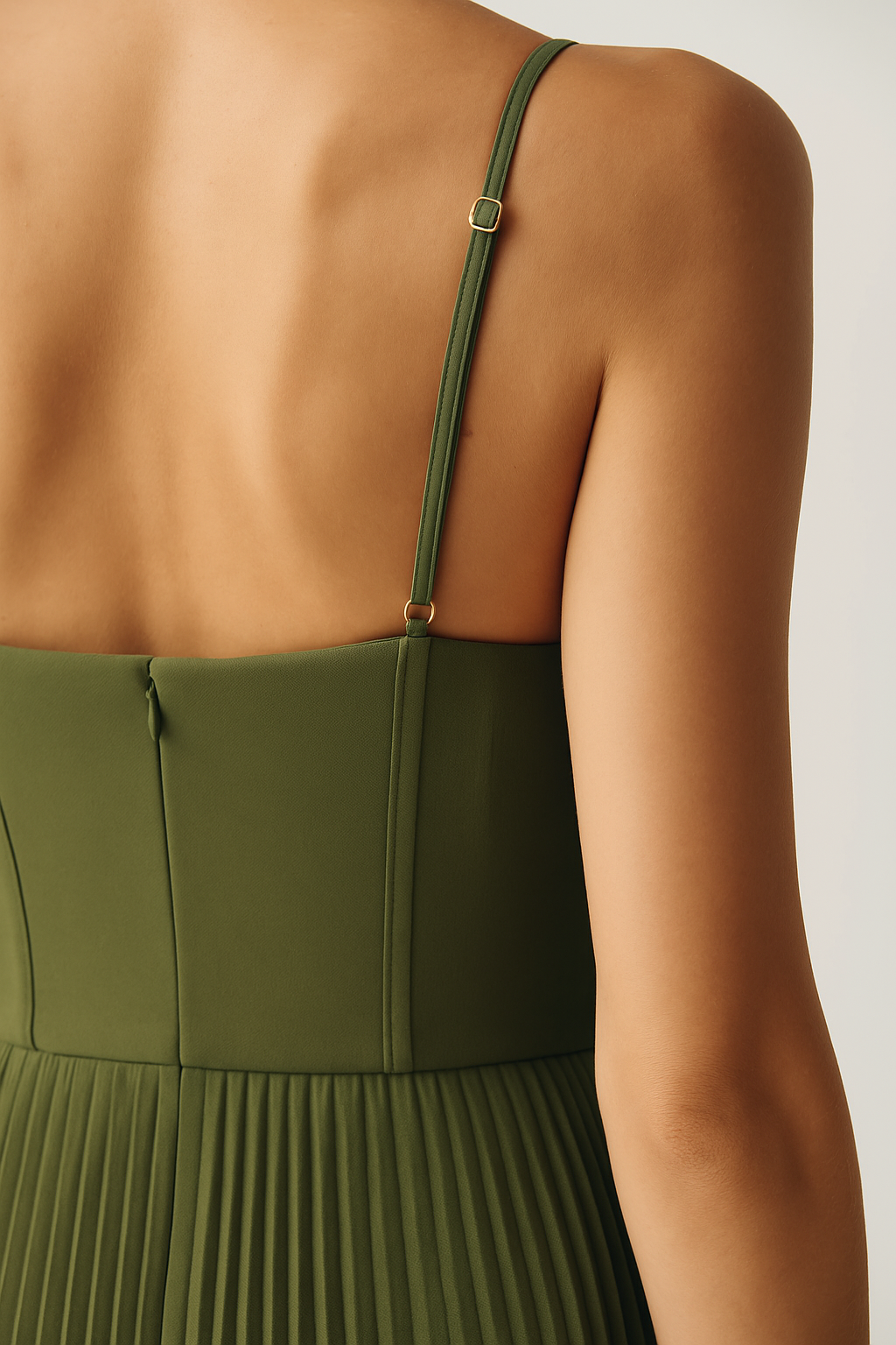 Olivia - Elegant Midi Dress