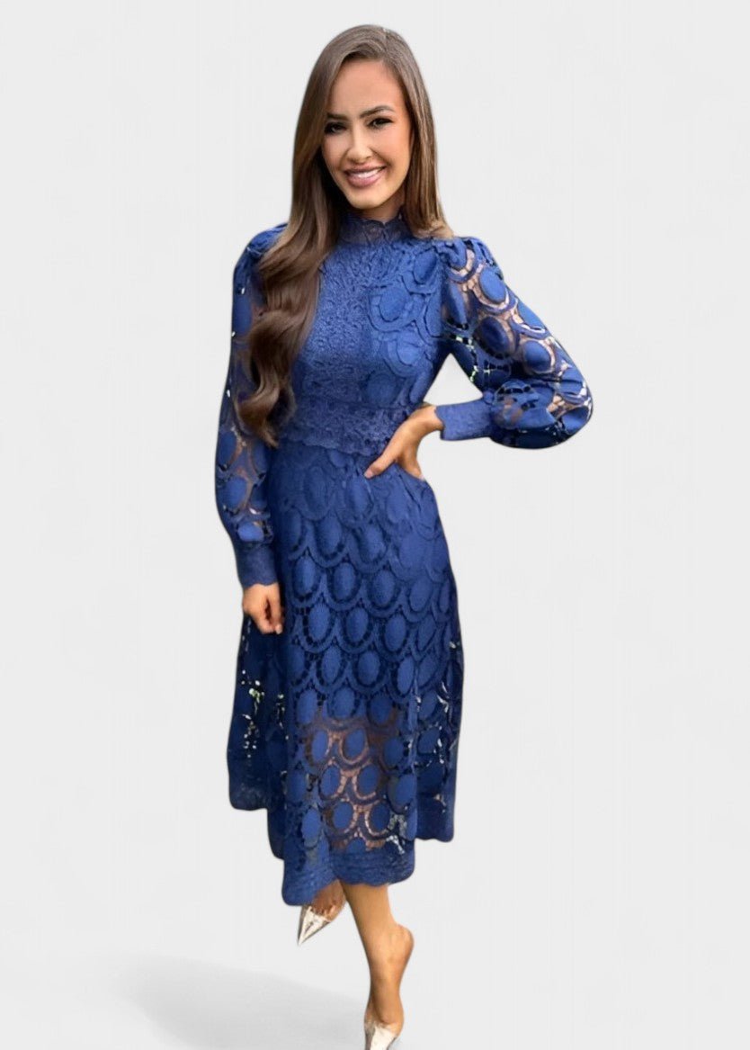 Olivia - Flattering Maxi Dress