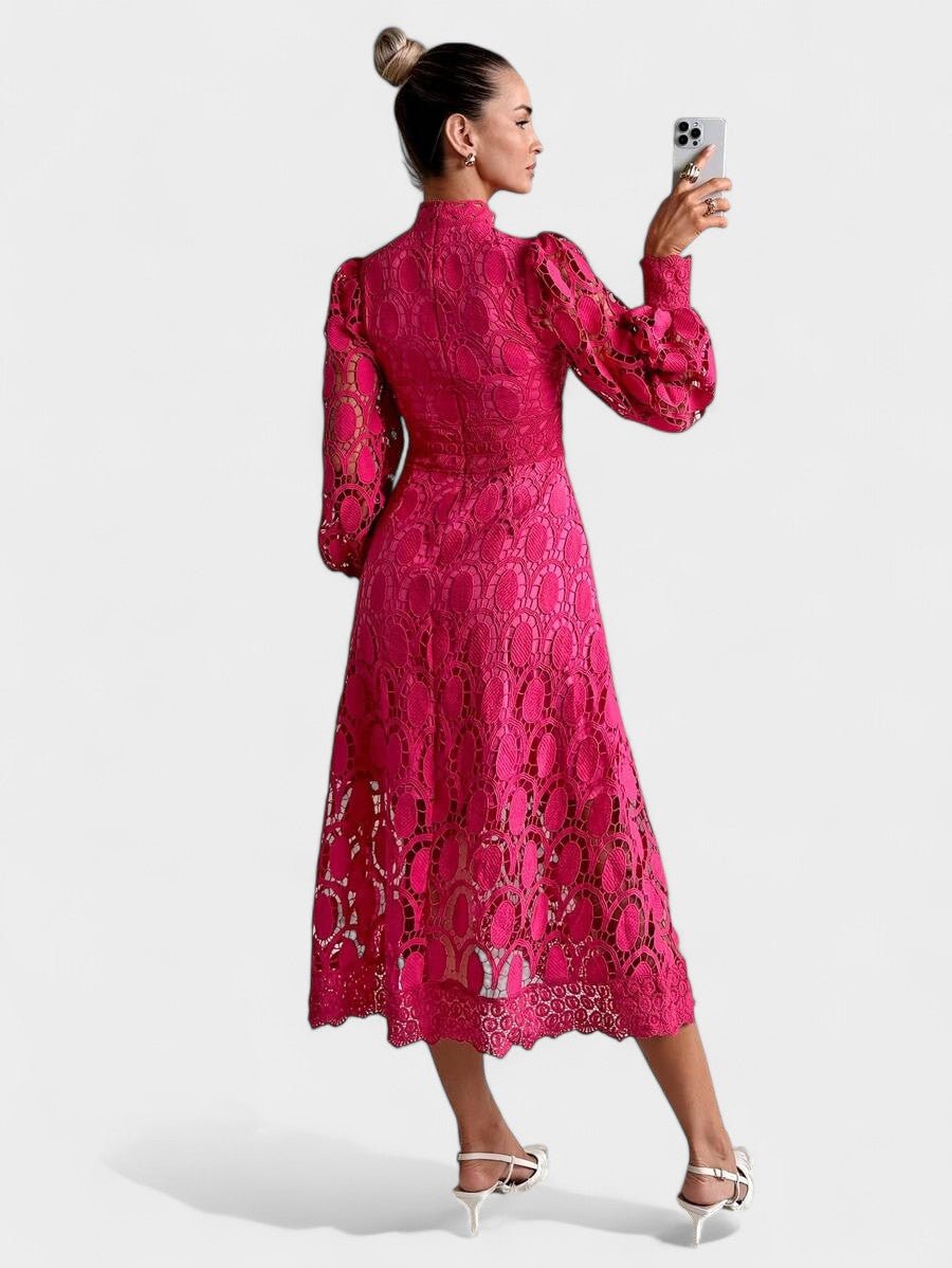 Olivia - Flattering Maxi Dress