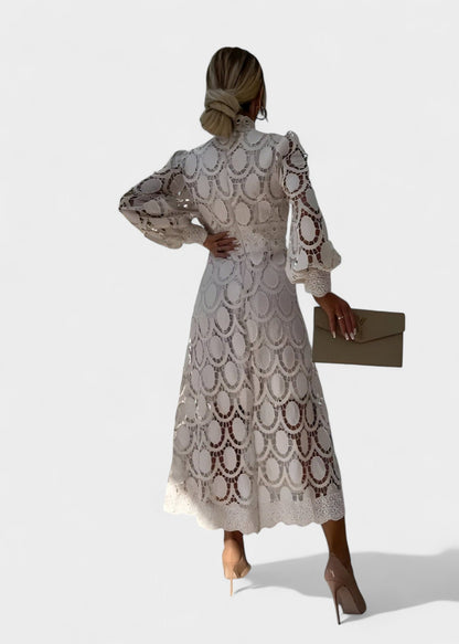 Olivia - Flattering Maxi Dress
